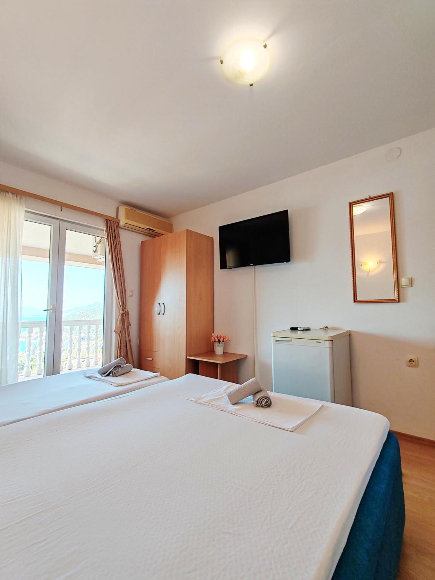 Apartment & Rooms Tempera Neum Exterior photo
