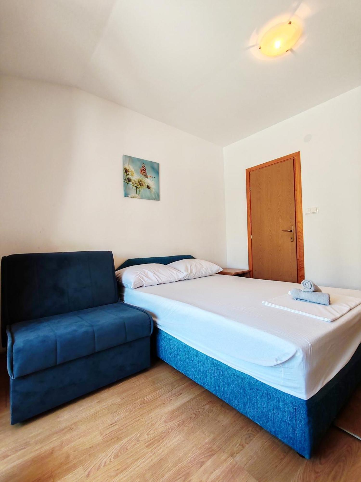 Apartment & Rooms Tempera Neum Room photo