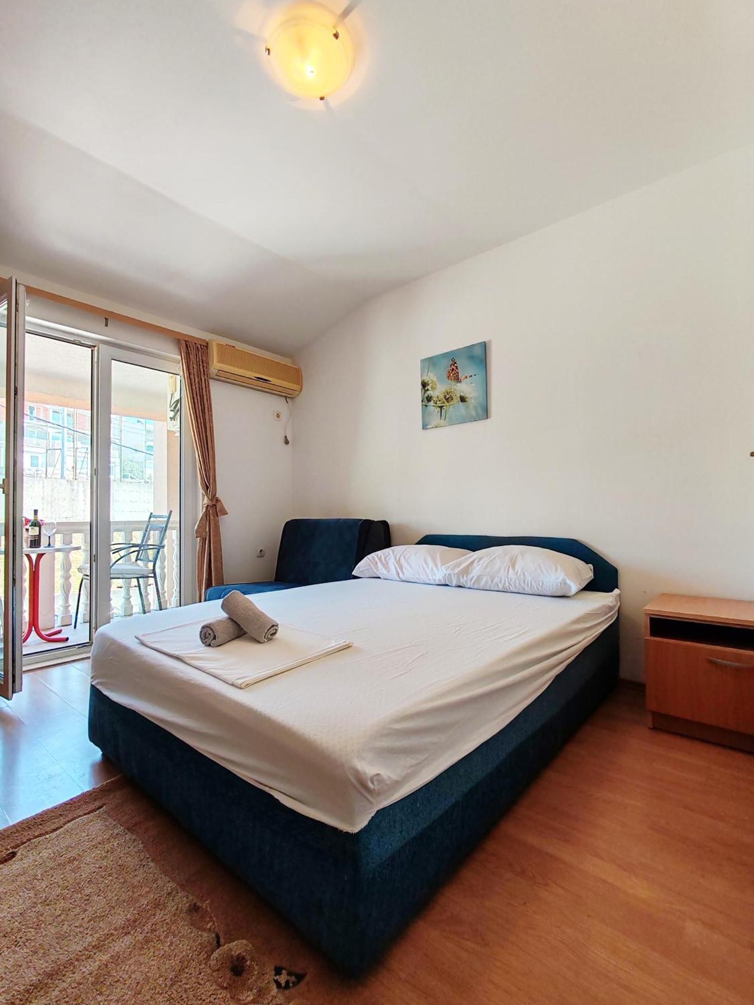 Apartment & Rooms Tempera Neum Room photo