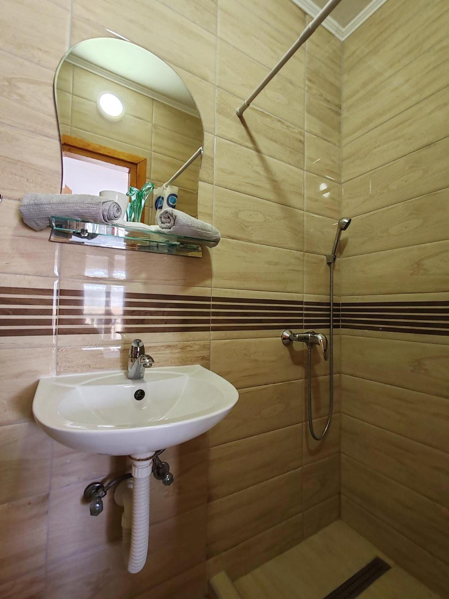 Apartment & Rooms Tempera Neum Room photo